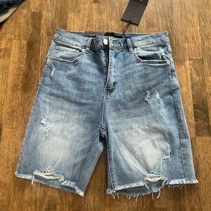 NWT Risen Jean shorts size L